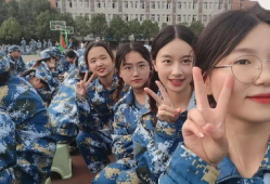 最近吃瓜爆料免费观看,最新吃瓜爆料，免费观看精彩瞬间